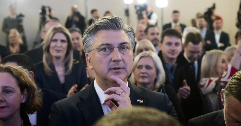 Jeste li uhvatili trenutak u TV prijenosu uživo kada je Plenković doslovno umro iznutra? Ovim mu putem izražavam duboku sućut