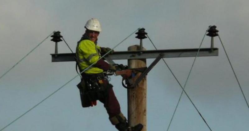 Hundreds of homes across Norfolk left without power