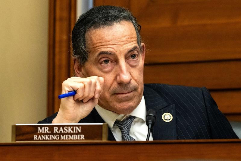 Jamie Raskin’s Harsh Takedown of Trump-Alito Phone Call Draws Blood