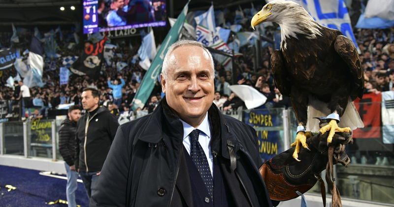 Lazio, Lotito incontra la falconiera Monica