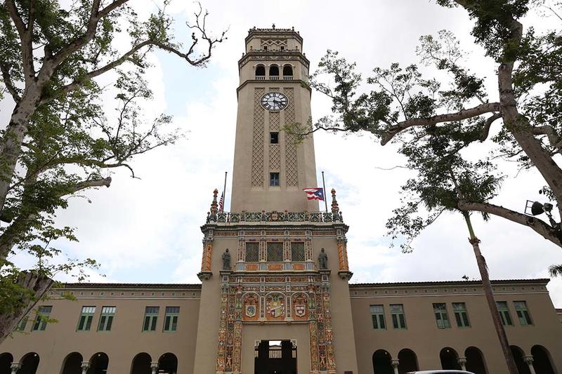 Protestan en la UPR contra masivo recorte en oferta académica