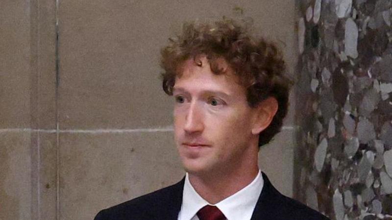 Zuckerberg necessita clatellots