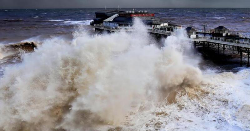 When will 50mph winds from Storm Eowyn hit Norfolk?