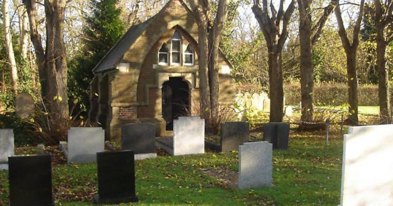 Gates to be locked at Jewish cemetery with officials citing 'religious sensitivity'