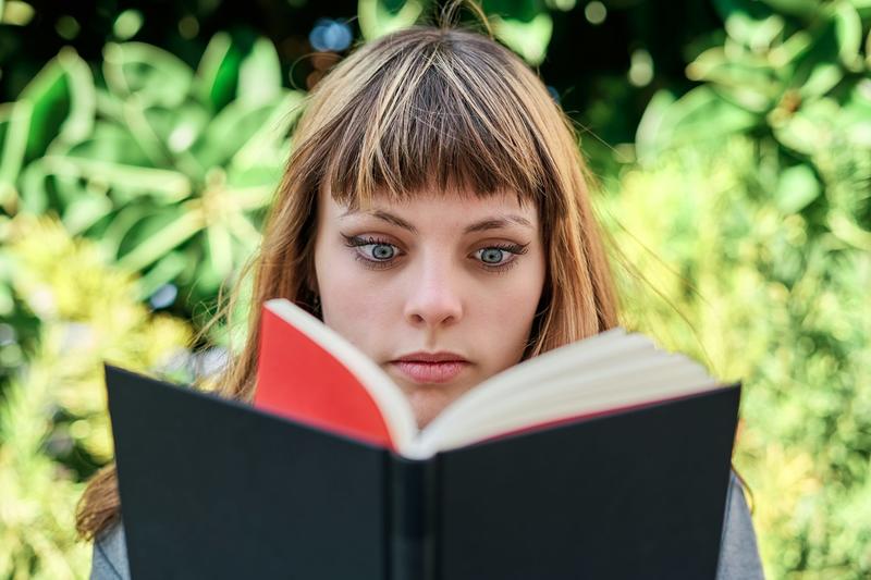 Las personas que son buenas leyendo tienen cerebros diferentes