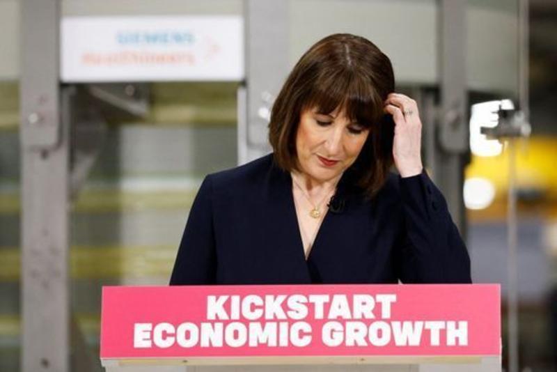 Rachel Reeves tries to reverse Labour’s economic gloom