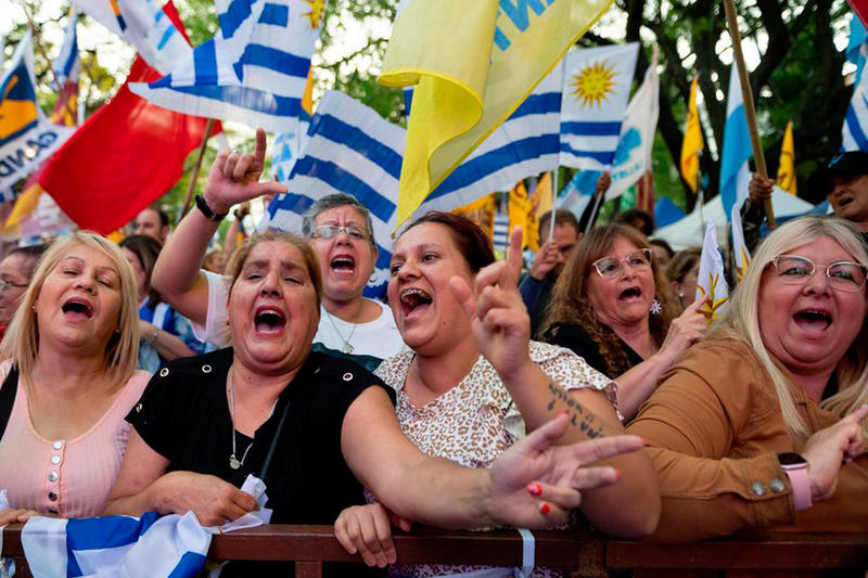 Tendencias en la democracia de Uruguay, por Marino J. González R.