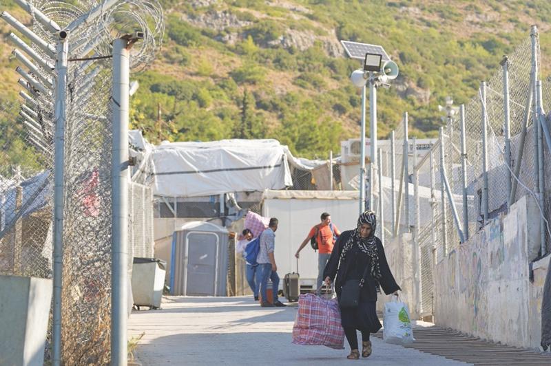 Γυάρος και Μακρόνησος για τους εισβολείς