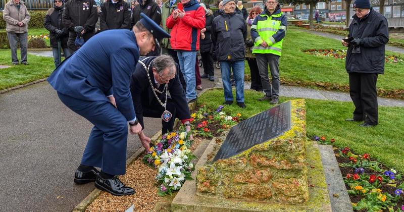 Town joined by US Air Force to remember 31 victims of the 1953 floods