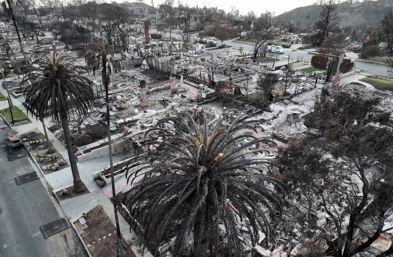 Big Oil Should Pay to Help Rebuild Los Angeles