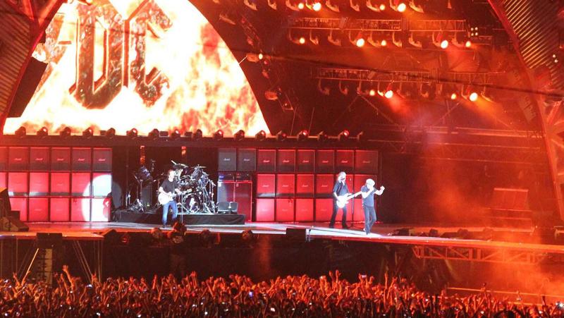 AC/DC in Italia il 20 luglio 2025, ma non a San Siro: Angus Young e soci cambiano idea. Ecco dove si esibiranno