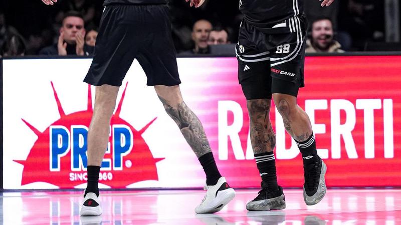 La Virtus prova a giocare il jolly Holiday. L’americano verso l’anticipo del debutto