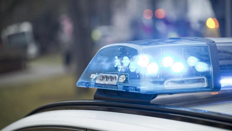 Polizeimeldungen aus Jena: 46-Jähriger verursacht Unfall unter Medikamenteneinfluss