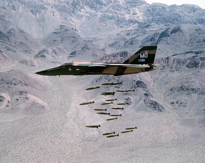 The F-111 Aardvark Was a “Bomb Truck” in the Skies