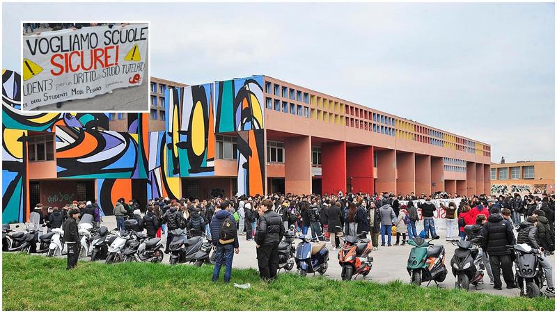 Scuola, finestra cade su studente: la protesta al Campus