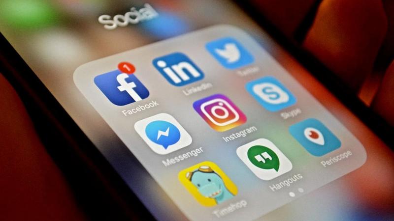 Social Media As ‘Cancer’