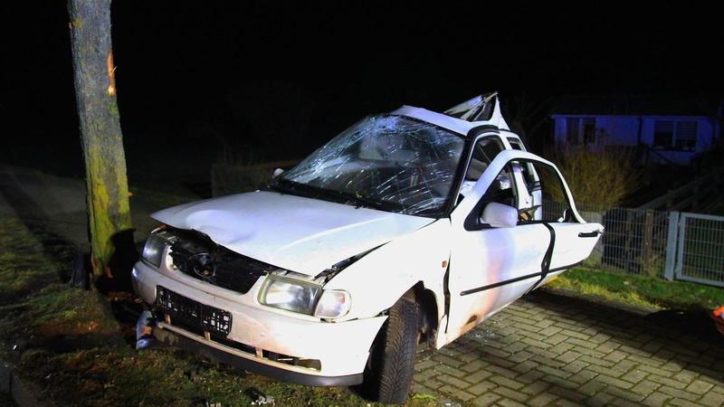 Tödlicher Autounfall im Eichsfeld: 17-jähriger Beifahrer stirbt