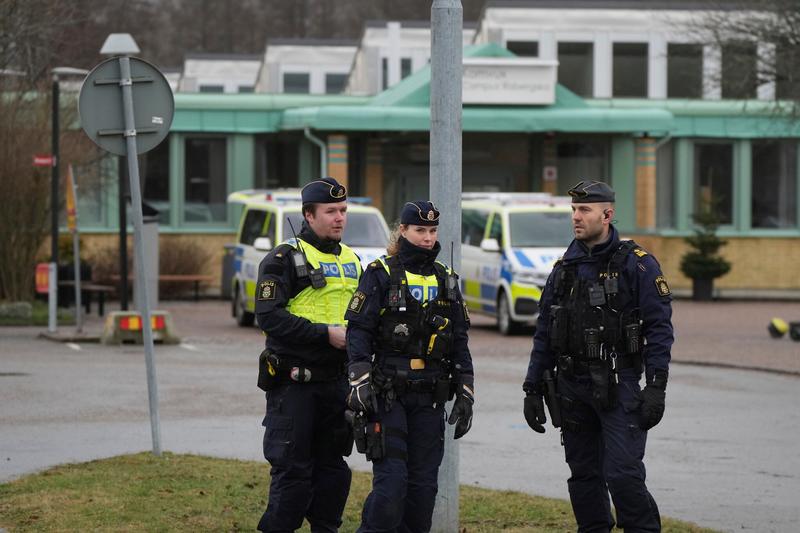 Swedish police detain one on suspicion of plotting terror attack