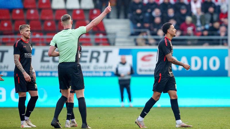 Rot-Weiß Erfurt: Trainer Fabian Gerber deutet Überraschung an