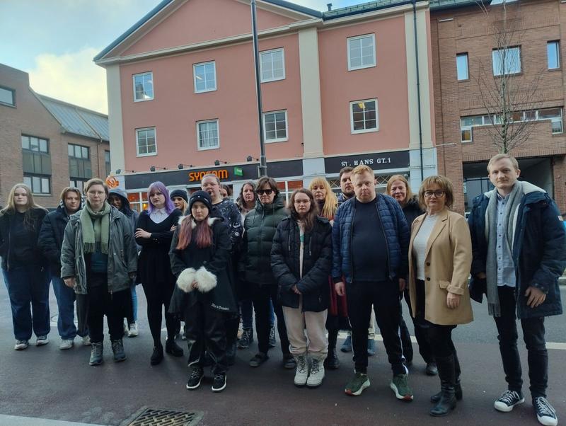 Jeg ber politikerne tenke seg om og droppe kuttet til Daghøyskolen