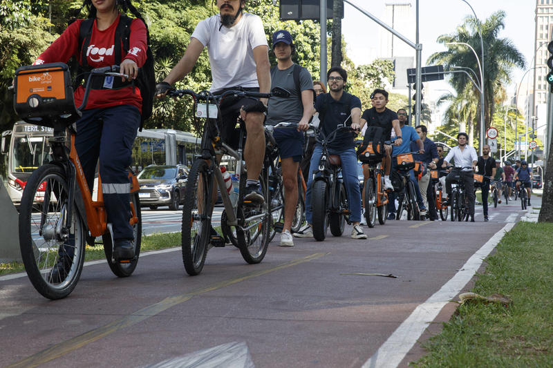 Uso da bicicleta cresce na Grande São Paulo, mas ainda não dá para comemorar