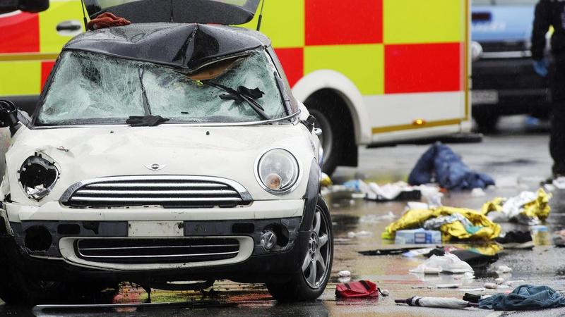 Attacke in München: 24-jähriger Asylbewerber fährt Auto in Demo