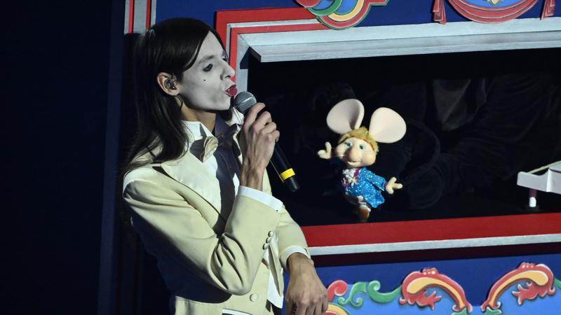 Sanremo 2025, l’intervista a Topo Gigio: 