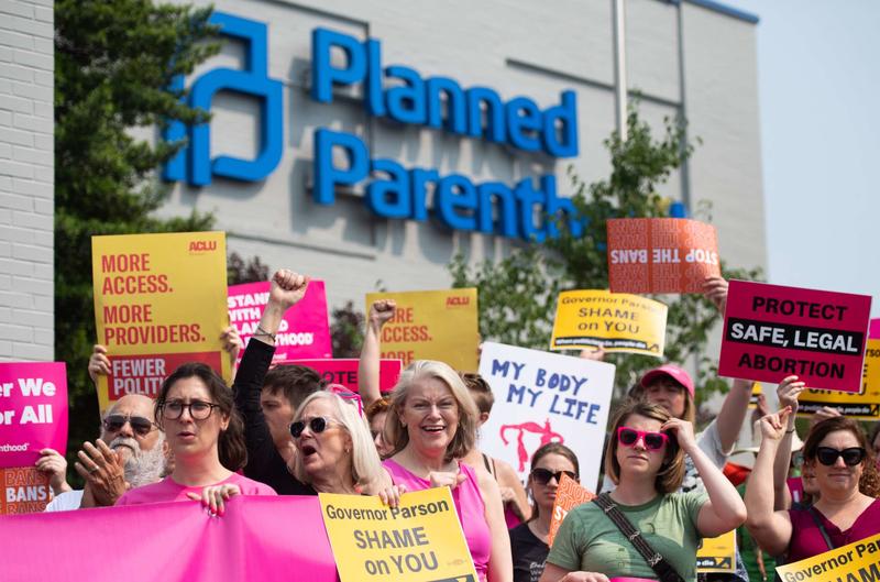 Advocates Celebrate as Missouri Judge Blocks State Abortion Restrictions