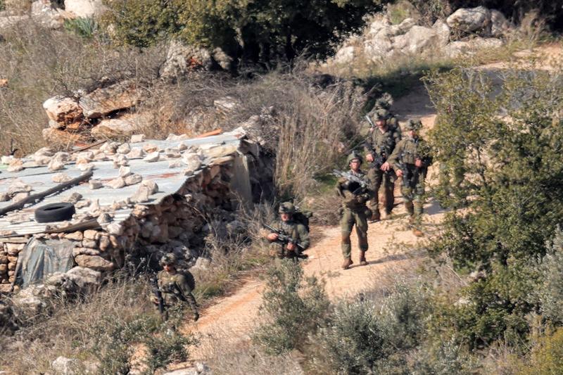 IDF to remain in five strategic posts in south Lebanon after Tuesday withdrawal