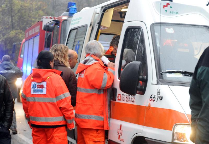 Michele Bernardi, ucciso dal carrello elettrico in un magazzino a Ono San Pietro. Era stato assunto quattro mesi fa