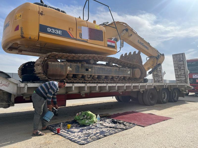 Heavy construction equipment said to begin rolling into Gaza