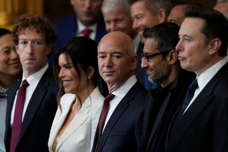 Could Jeff Bezos face jail under Labour’s knife reforms?