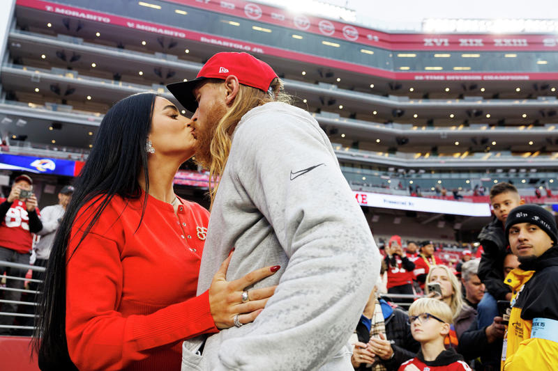 Brock Purdy, other 49ers stars unwind together on a boat in Cabo