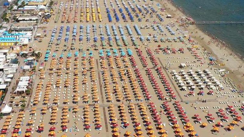 Spiagge, il Tar boccia la proroga. Incertezze e caos tra i Comuni