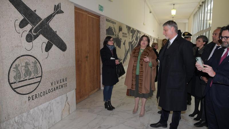 Il ministro Giuli in visita a Forlì, dai mosaici del volo alla Ripa: cosa ha detto