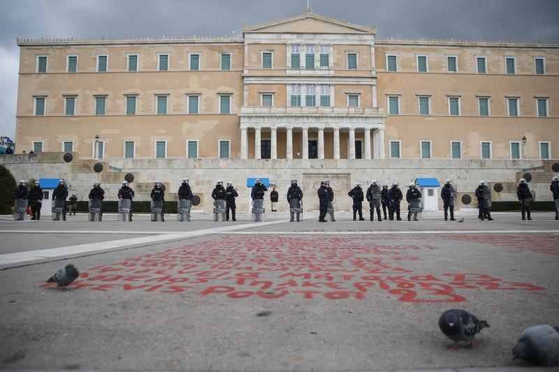 Πολιτικά ματσάκια για τα Τέμπη