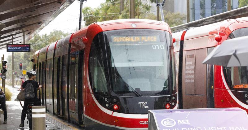 Nobody hates light rail, but it's not going to fix Canberra's transport woes