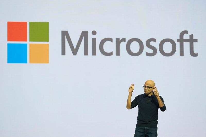 Microsoft boots workers from meeting with CEO for protesting sale of services to IDF