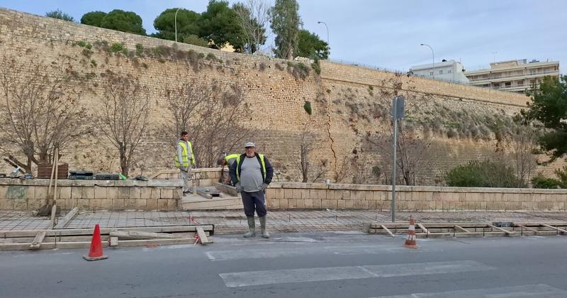 Παραδίδεται η πεζή διαδρομή από το ΚΤΕΛ μέχρι το Αρχαιολογικό Μουσείο- video