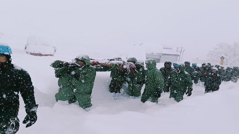 Breaking: Glacier Breaks close to Badrinath; 57 workers trapped, 10 workers rescued