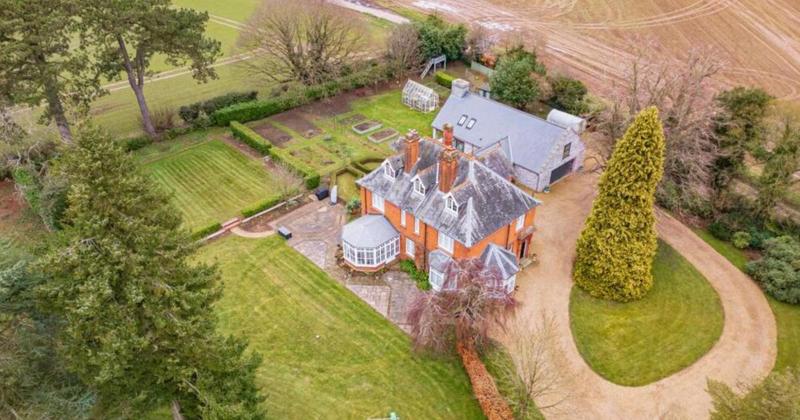 See inside £1.7m home which once belonged to the co-founder of Roys