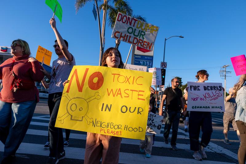 Trump’s EPA Is Botching Removal of Toxic Waste From the Los Angeles Fires