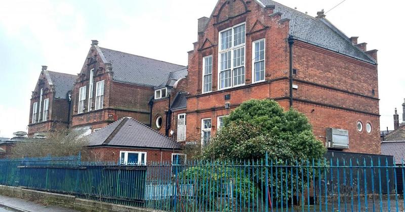 Bid for new homes at 'eyesore' school site could get green light