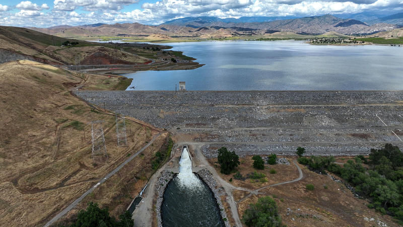 Trump's 2.2 billion-gallon dump from Calif. reservoirs just got even uglier