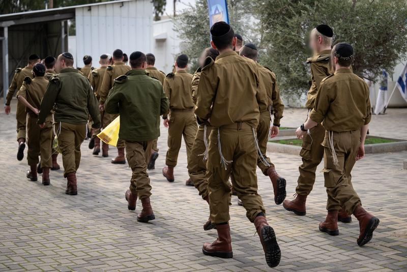 IDF sending 14,000 more draft orders to Haredi men, but won’t meet enlistment goal