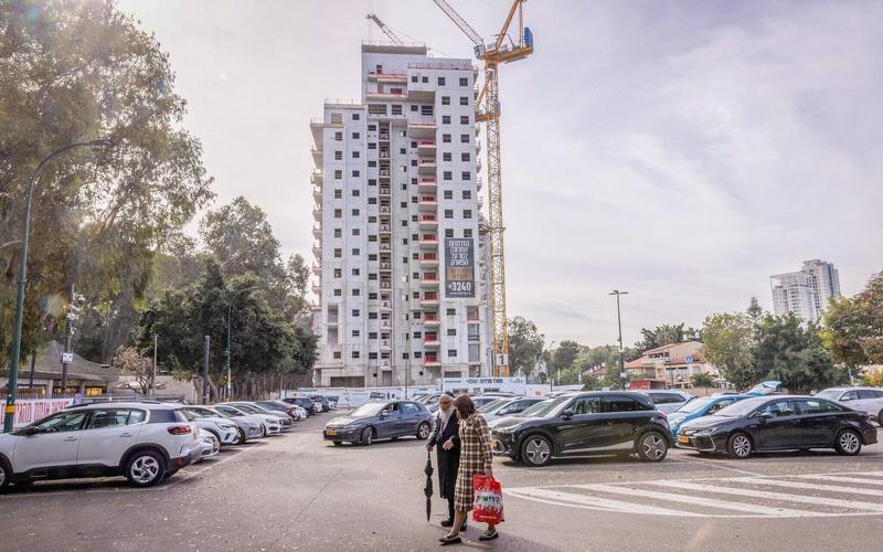 Israeli housing prices soar while pace of inflation slows, February data shows