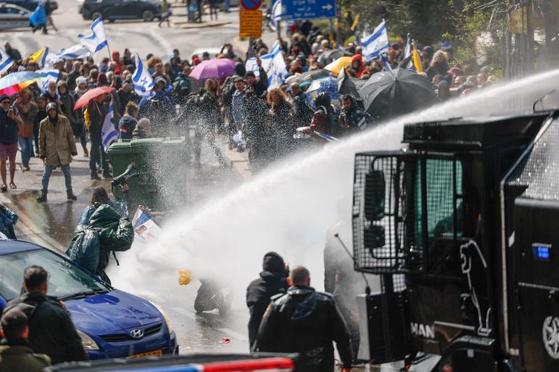 Jerusalem protests rage for 2nd day as cabinet set to vote to fire Shin Bet head Bar