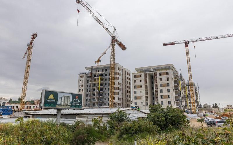 Central bank moves to limit financing offers on new homes